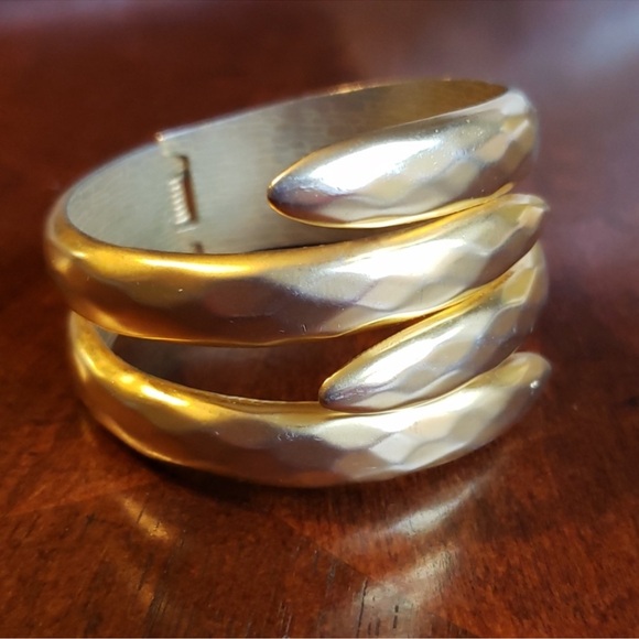 🍋Cuff Bracelet. Size Small - Picture 2 of 4